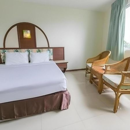 Lake Inn Hotel Songkhla Buitenkant foto