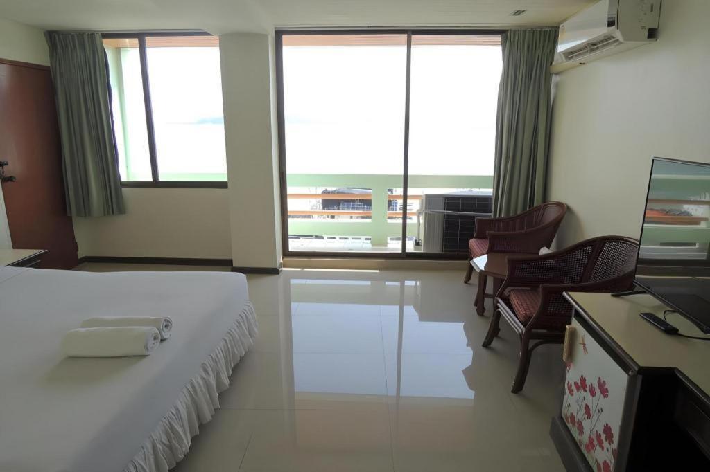 Lake Inn Hotel Songkhla Buitenkant foto