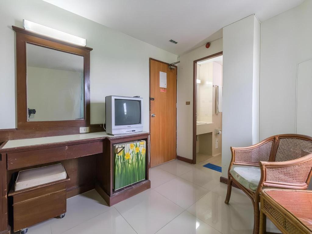 Lake Inn Hotel Songkhla Buitenkant foto