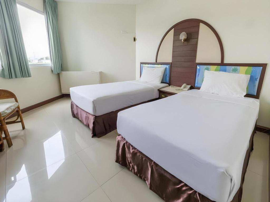 Lake Inn Hotel Songkhla Buitenkant foto
