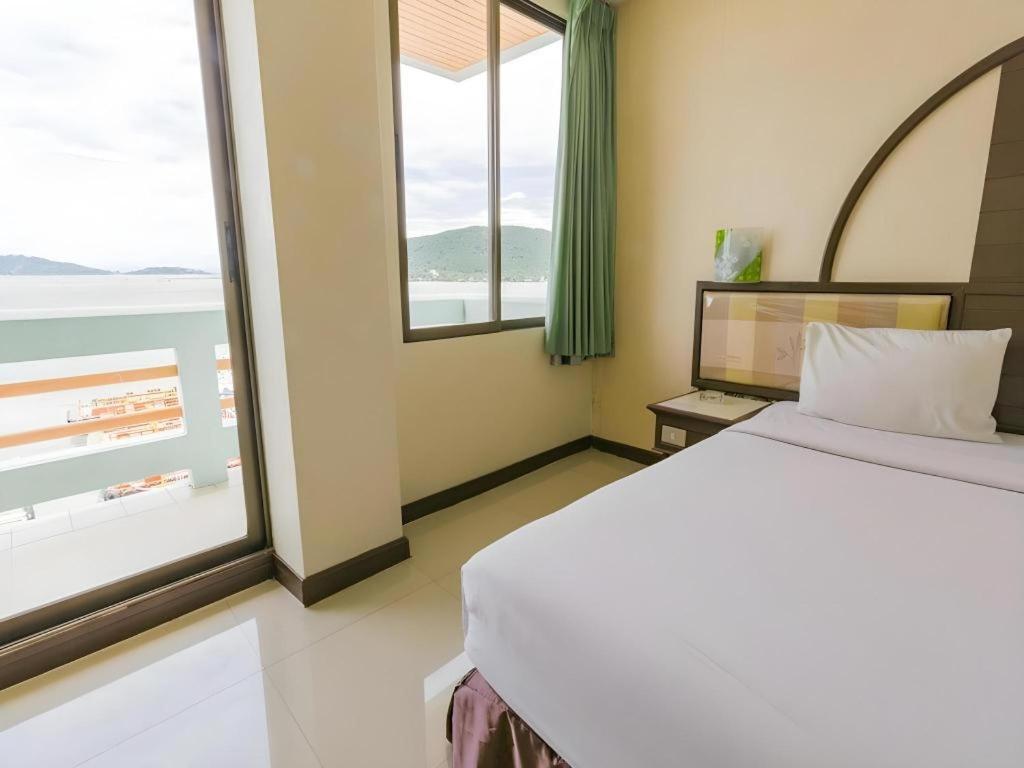 Lake Inn Hotel Songkhla Buitenkant foto